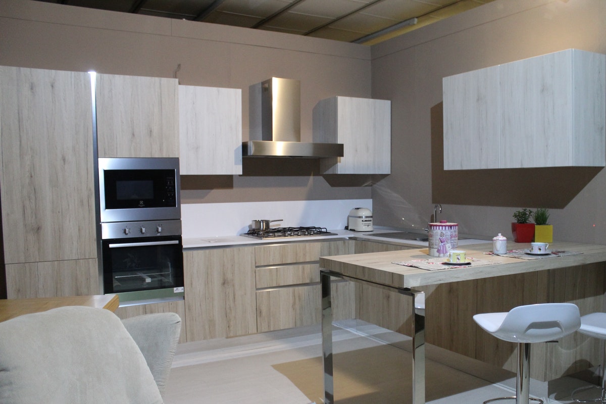 Signs That Your Commercial Kitchen Needs A Fitout
